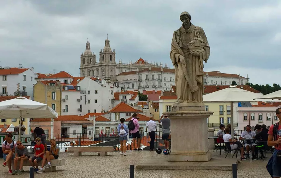 Barrio de Alfama