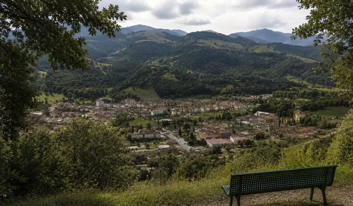 Panorámica de Eliondo en el valle del Baztán